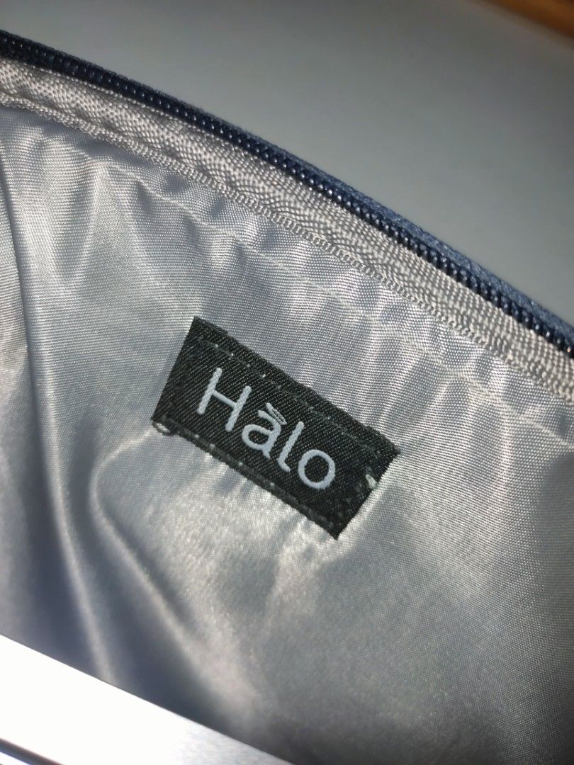 HALO Laptop Sleeve 14" on Carousell