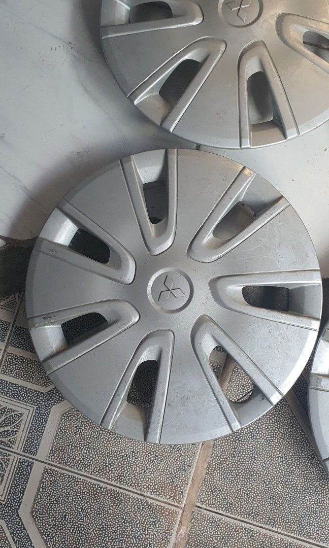 Hub caps for online mitsubishi mirage