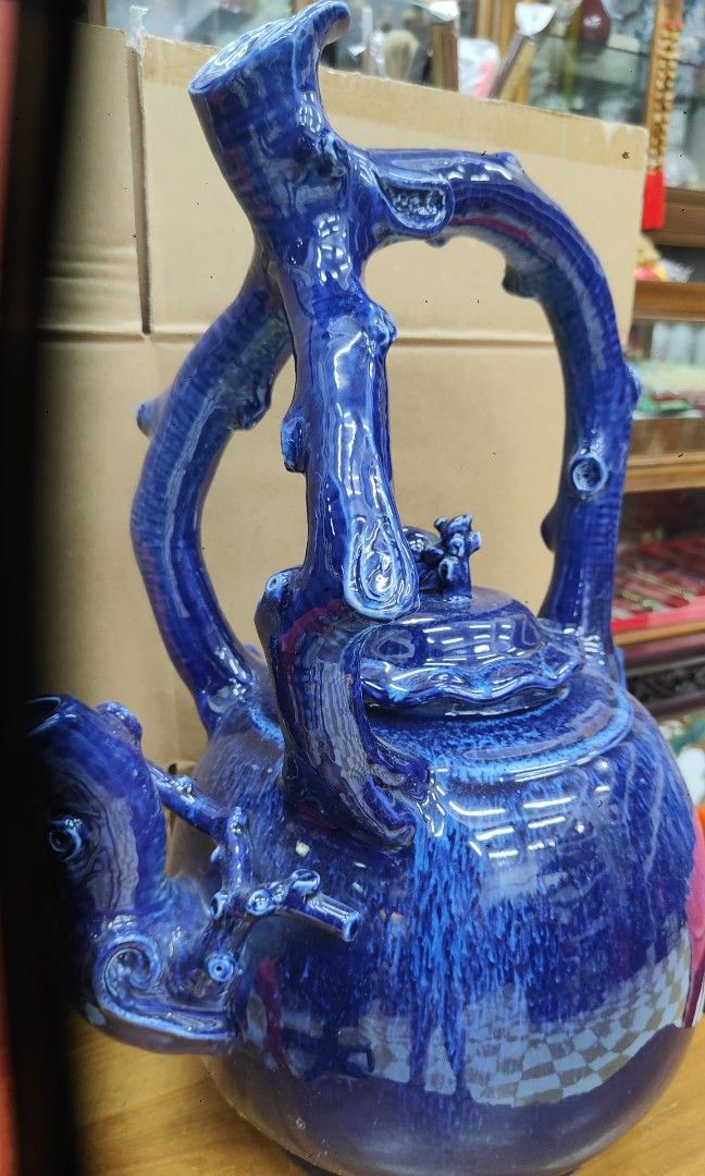 Huge Chinese Teapot, Hobbies & Toys, Memorabilia & Collectibles