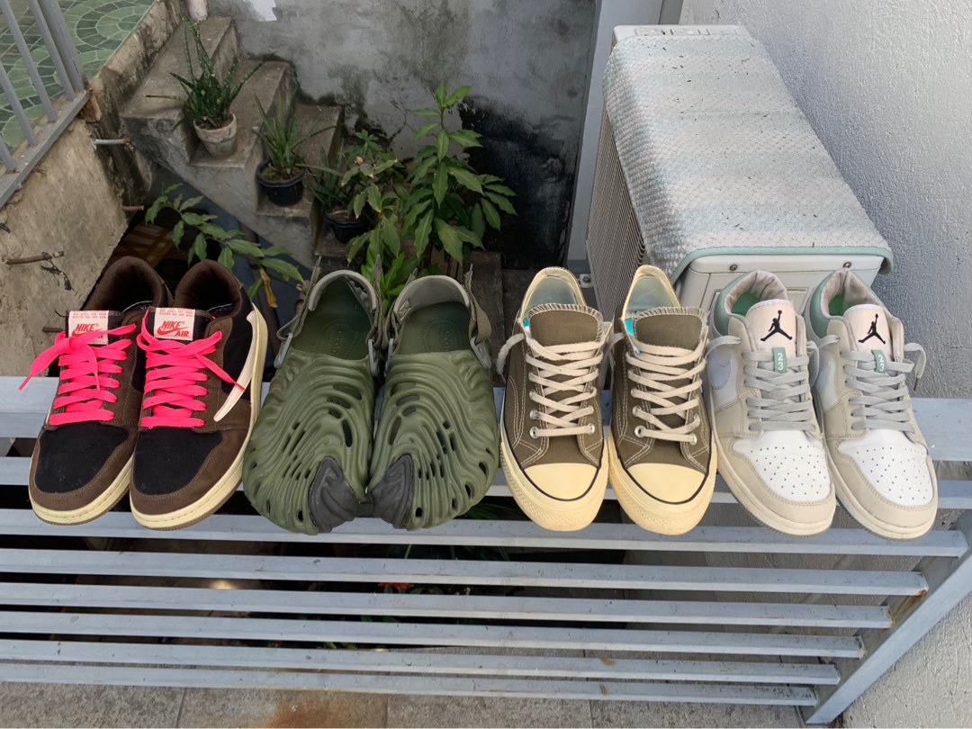 Chuck taylor crocs outlet