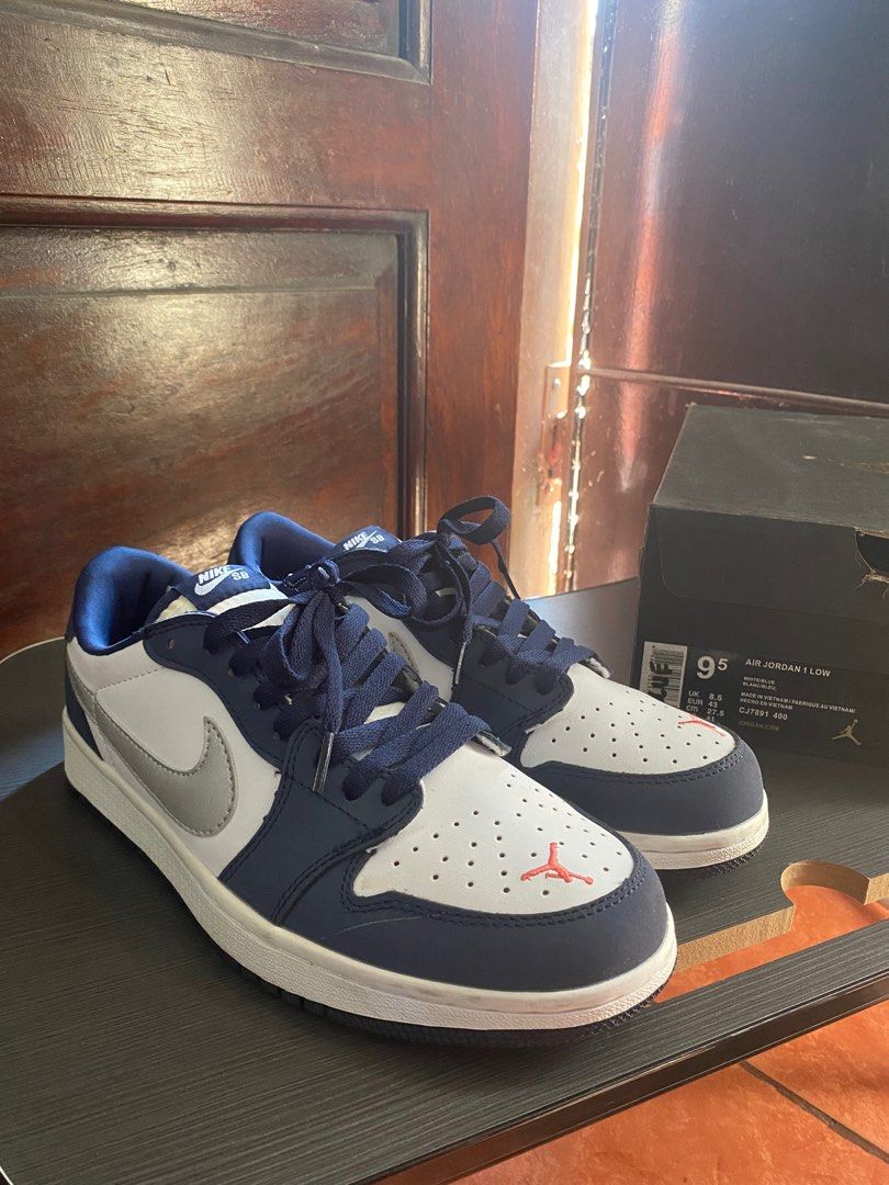 Jordan 1 sb midnight navy top
