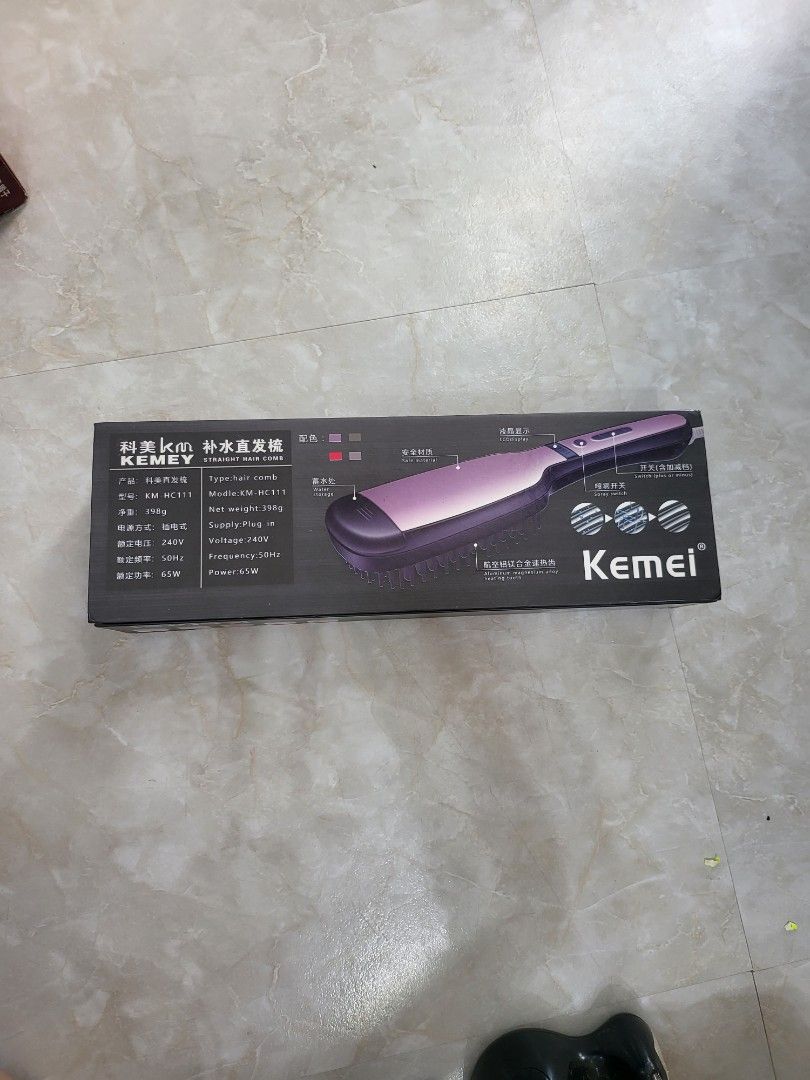 Kemei straight hair comb (Category: Hair) located in San Juan City. Submitted by rmdeclutter (Listing ID 1222449321, Image 2). Description: getting rid of unused items.