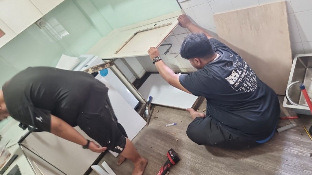 Kitchen repair, Furniture & Home Living, Furniture, Shelves