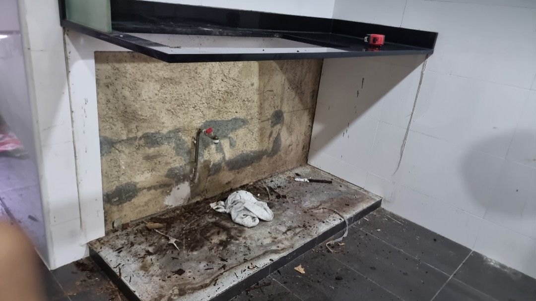 Kitchen repair, Furniture & Home Living, Furniture, Shelves