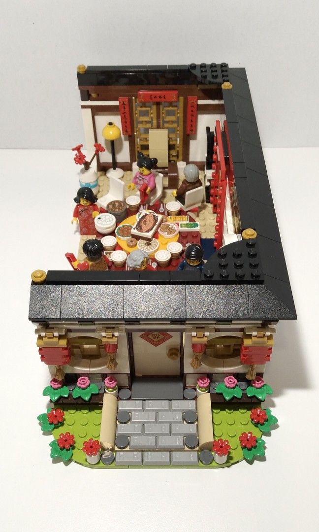 Lego 80101 Chinese New Year s Eve Dinner Set Free Gift
