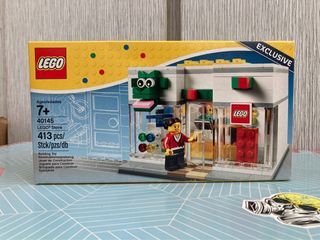LEGO Exclusive Grand Opening LEGO Brand Retail Store Set 40145