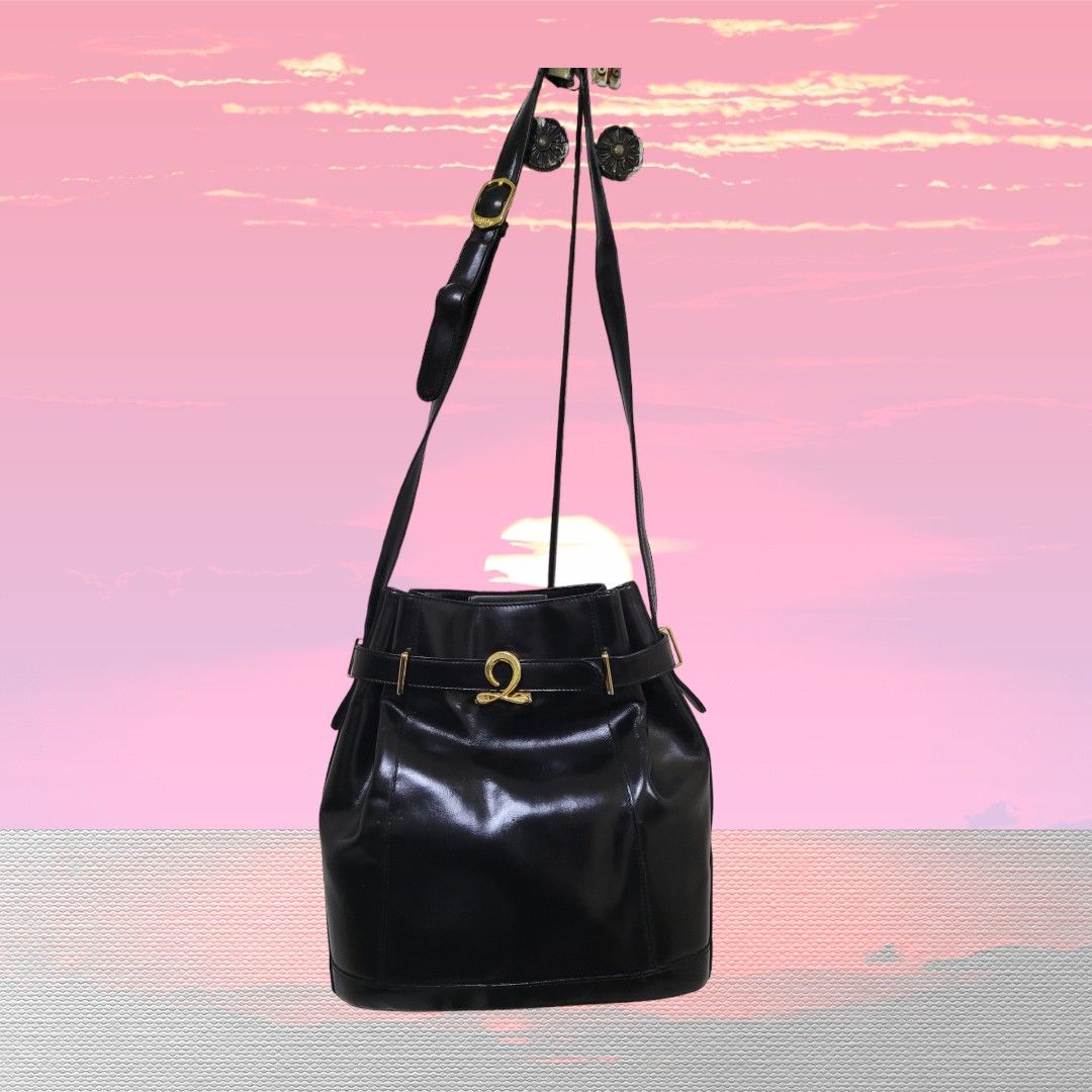 Louis Quatorze bucket bag Women s Fashion Bags Wallets Cross body Bags on Carousell