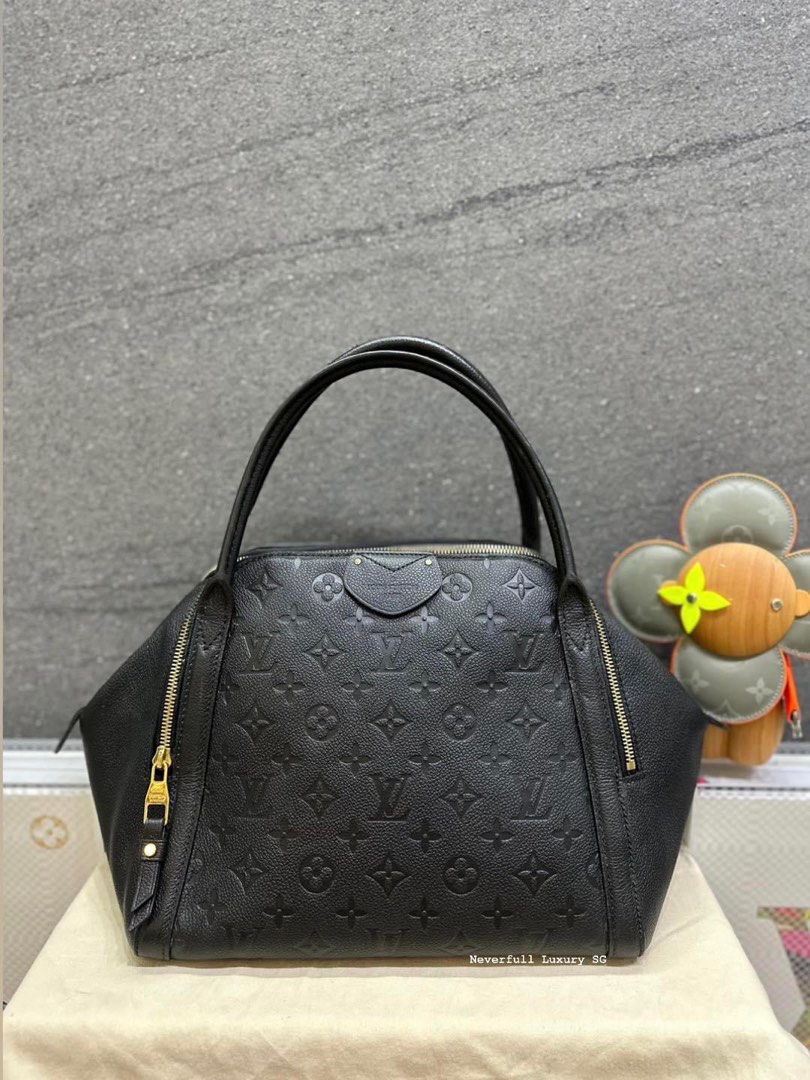 Louis Vuitton Blanche MM Noir in Monogram Empreinte Leather, Luxury, Bags &  Wallets on Carousell