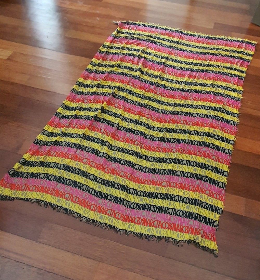 Marc jacobs shawl top