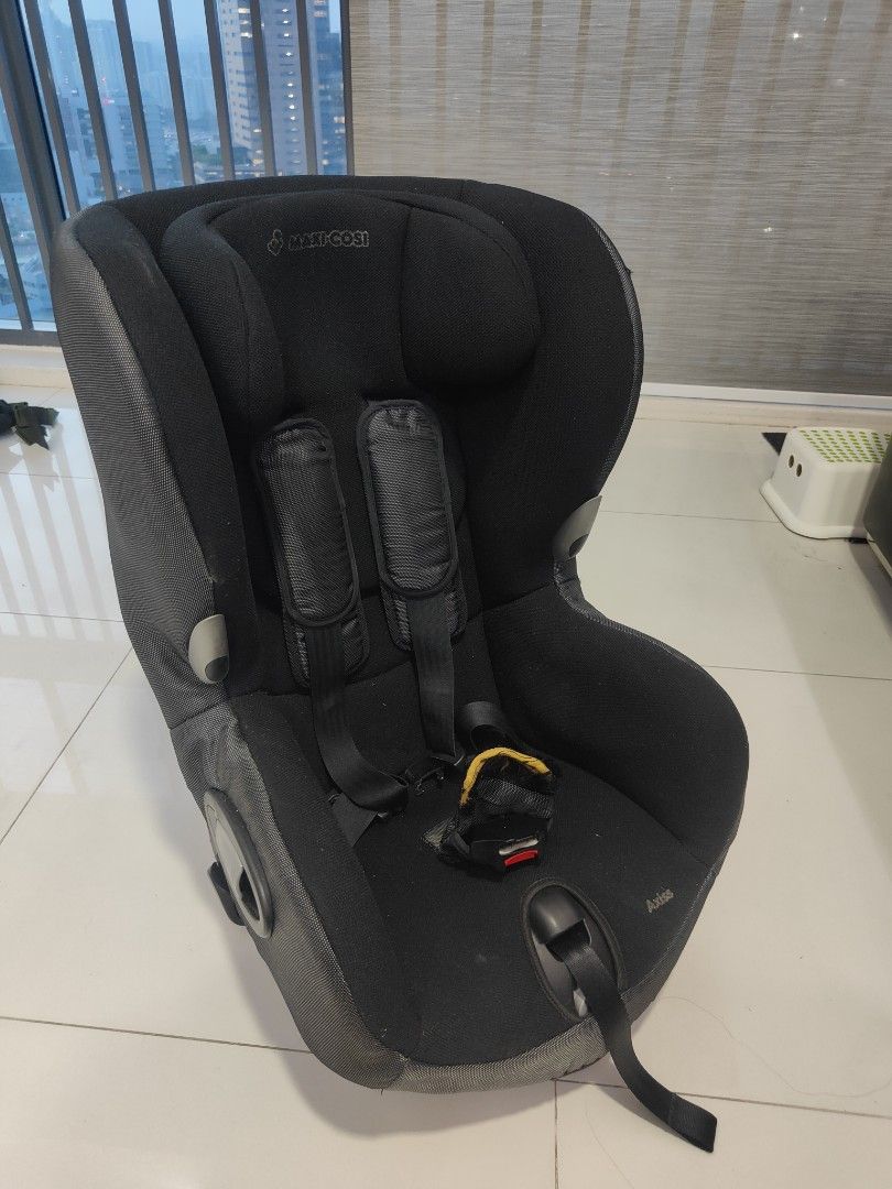 Maxi Cosi Axiss Swivel Rotate Child Seat Babies Kids Going Out Car Seats on Carousell