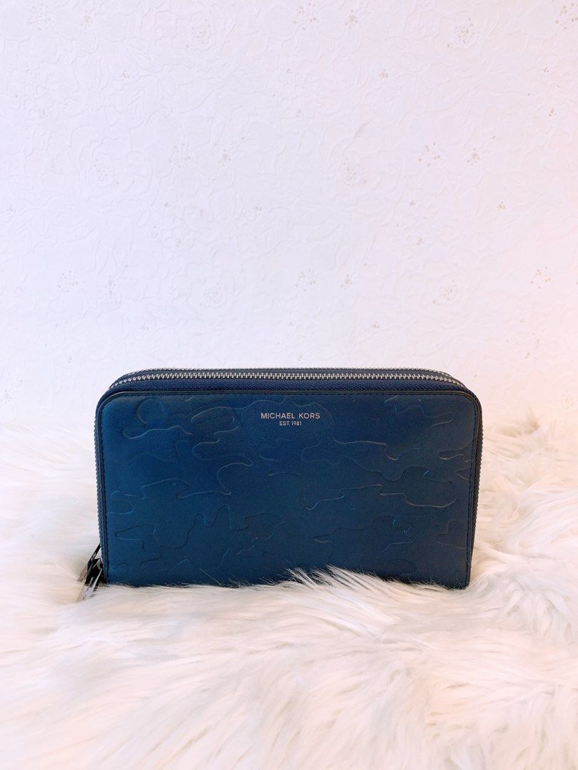 Navy blue mk wallet hotsell