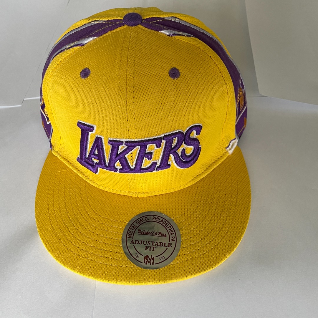Mitchell and Ness Lakers Hat/Cap on Carousell
