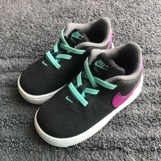 (Category: ) located in . Submitted by hallofthrift (Listing ID 1222463501, Image 1). Description: .