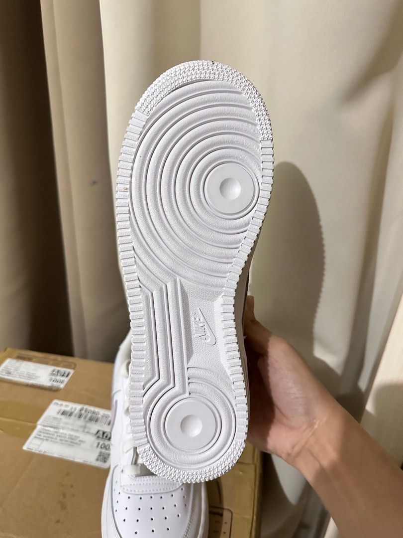 womens air force ones size 8