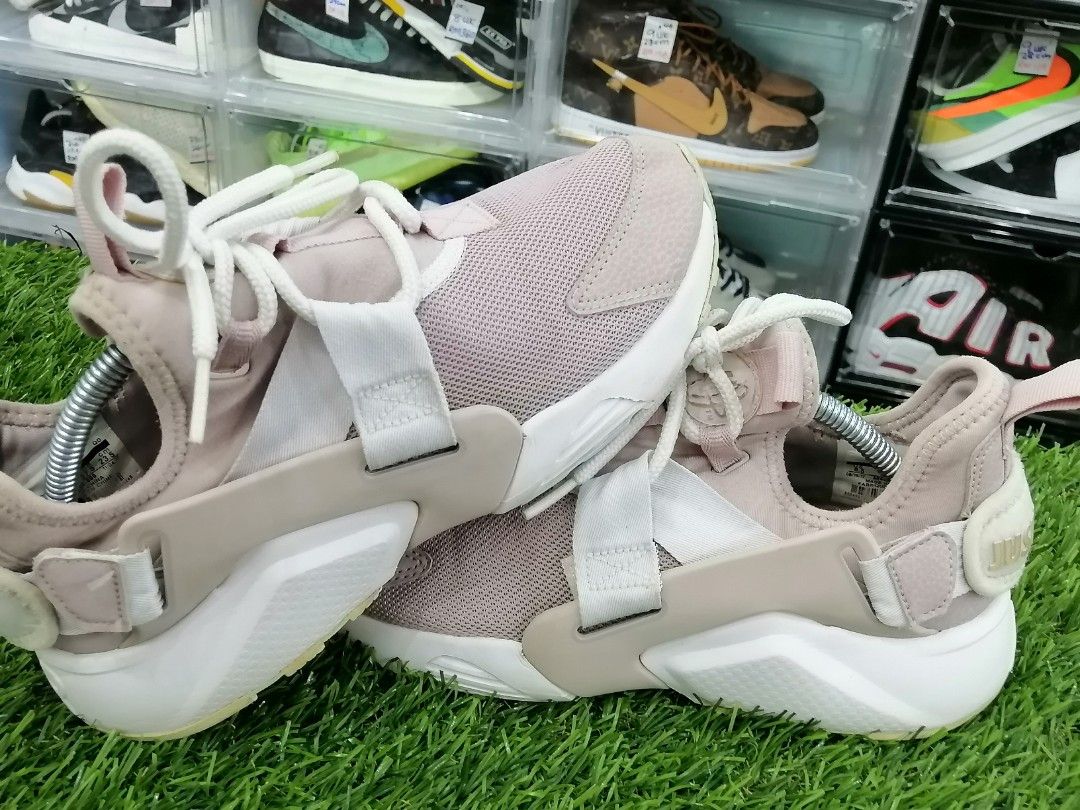 Nike Huarache 4UK 23.5cm 37.5eur Women s Fashion Footwear