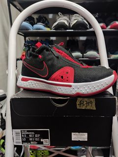 (Category: ) located in . Submitted by shiny_authentic_kickz (Listing ID 1222500395, Image 1). Description: .