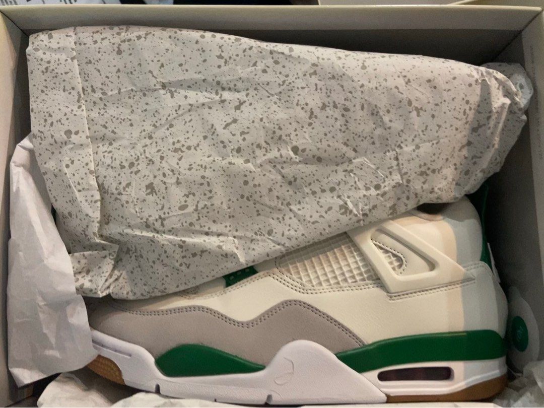 Jordan 4 classic green on feet clearance