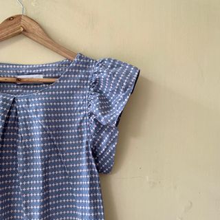 [no nego pls] The Dew Ruffle Sleeve Top