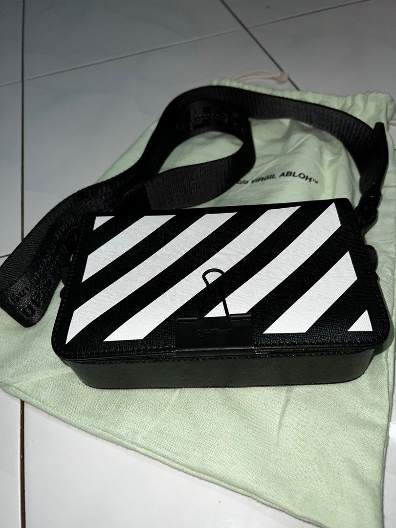 Fake off white on sale crossbody bag
