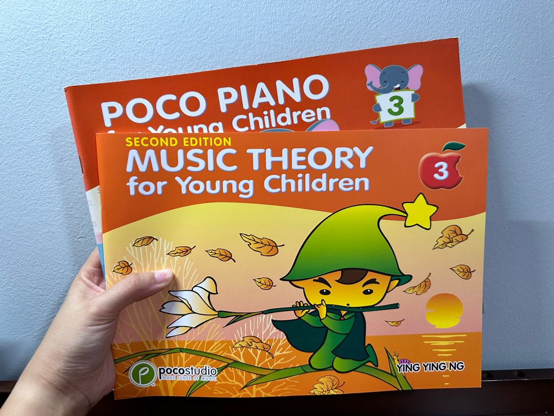 POCO Piano Lesson Book + Theory Level 3, Hobbies & Toys, Books