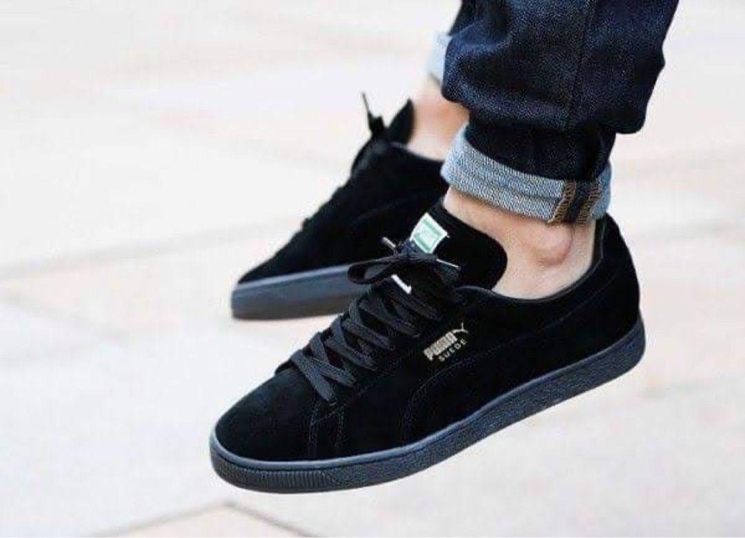 Puma suede triple black store