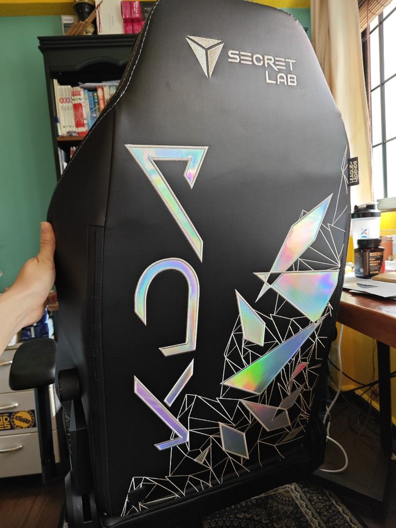 Secret Lab Secretlab KDA all out gaming chair ergonomic chair
