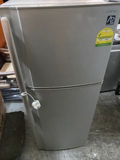 Sharp 203l 2 door fridge / refrigerator