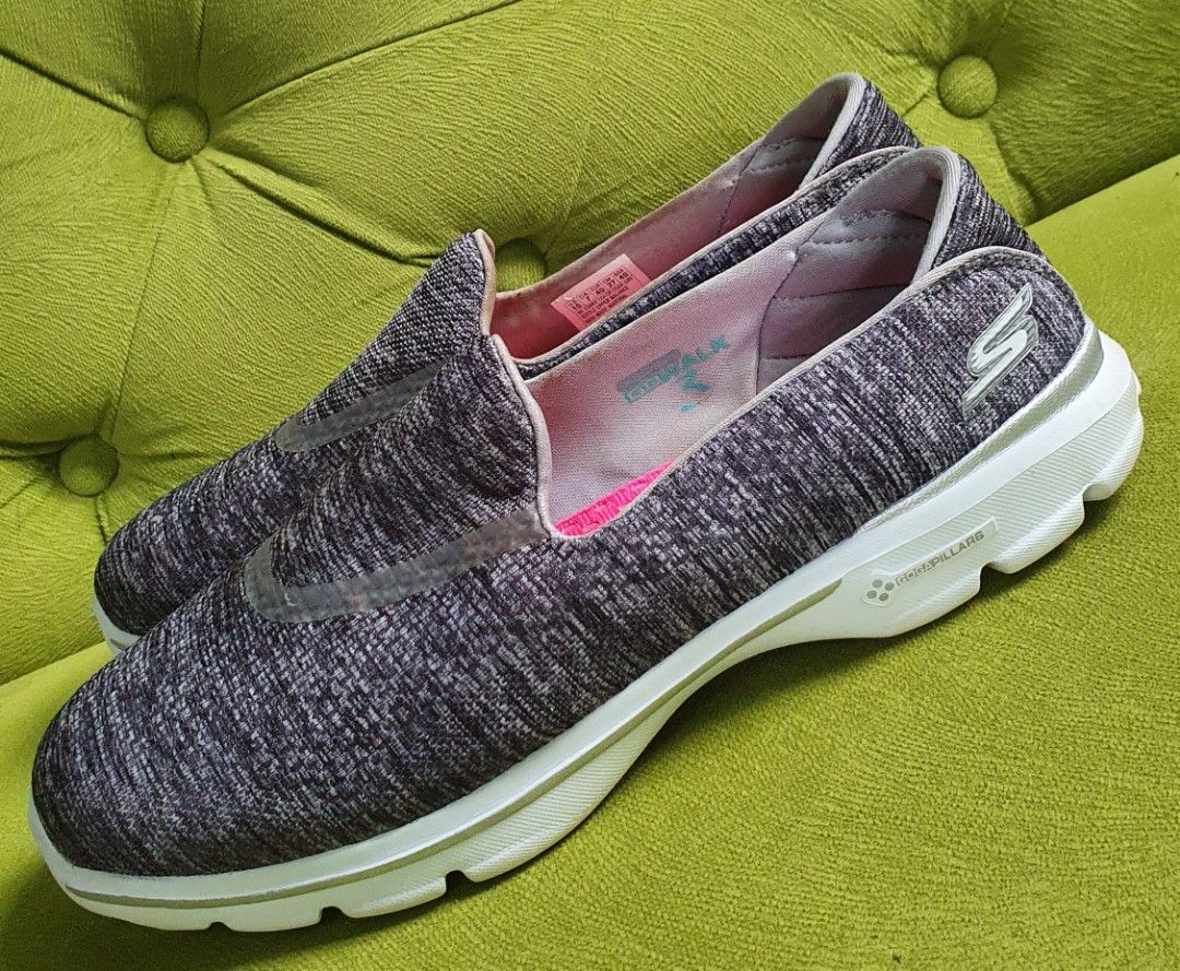 Skechers go walk 3 reboot store