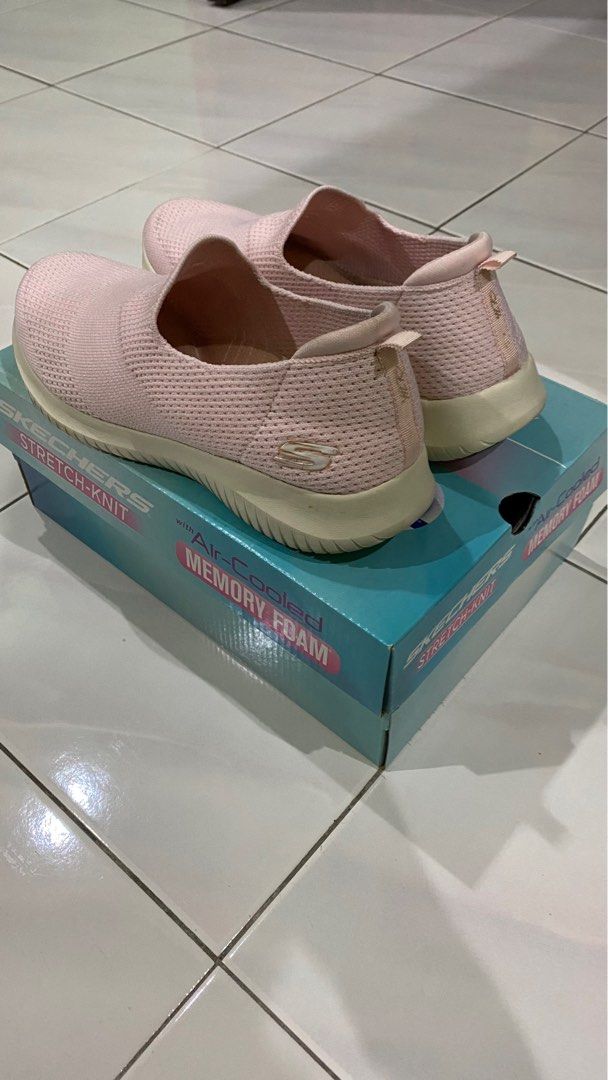Skechers stretch knit sales