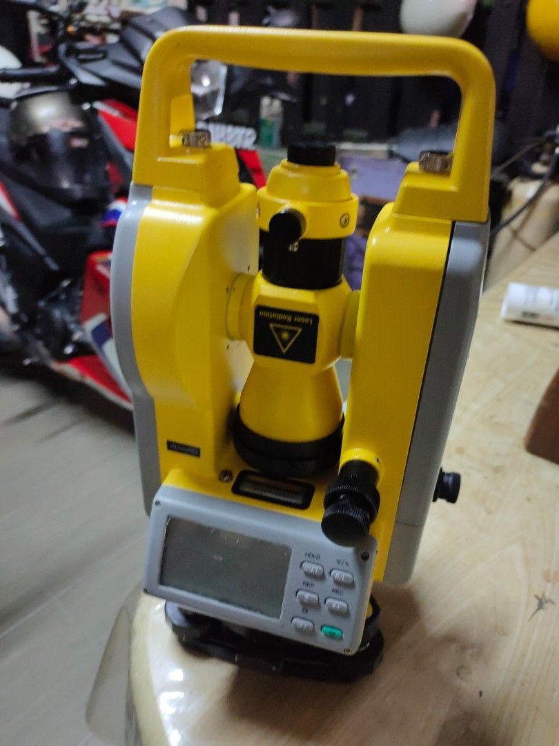 Surveying equipment g tech, Furniture & Home Living, Home Improvement