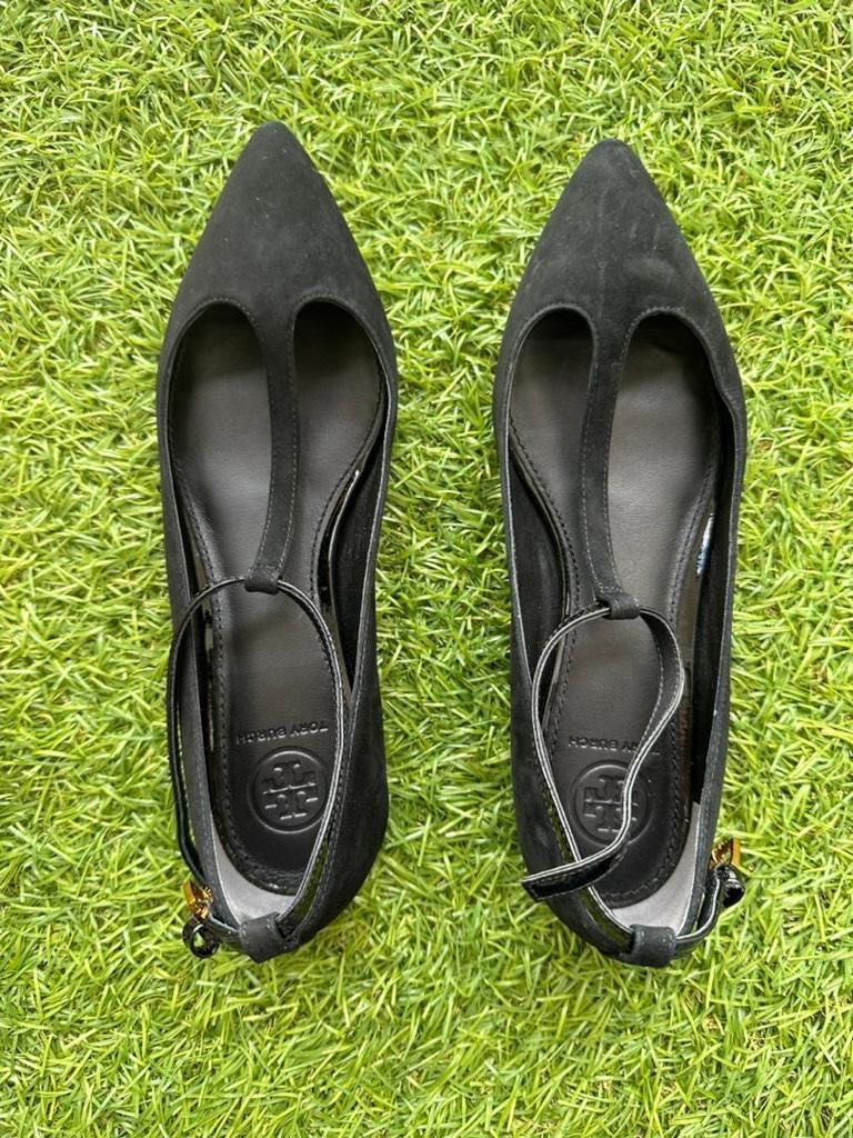 Tory Burch Worn Once Ashton Flat, Luxury, Accessories on Carousell