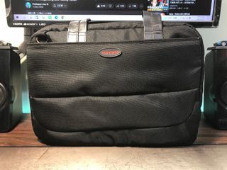 Toshiba 筆記型電腦包 手提包 電腦包 缺拉鍊 品項好 甩賣