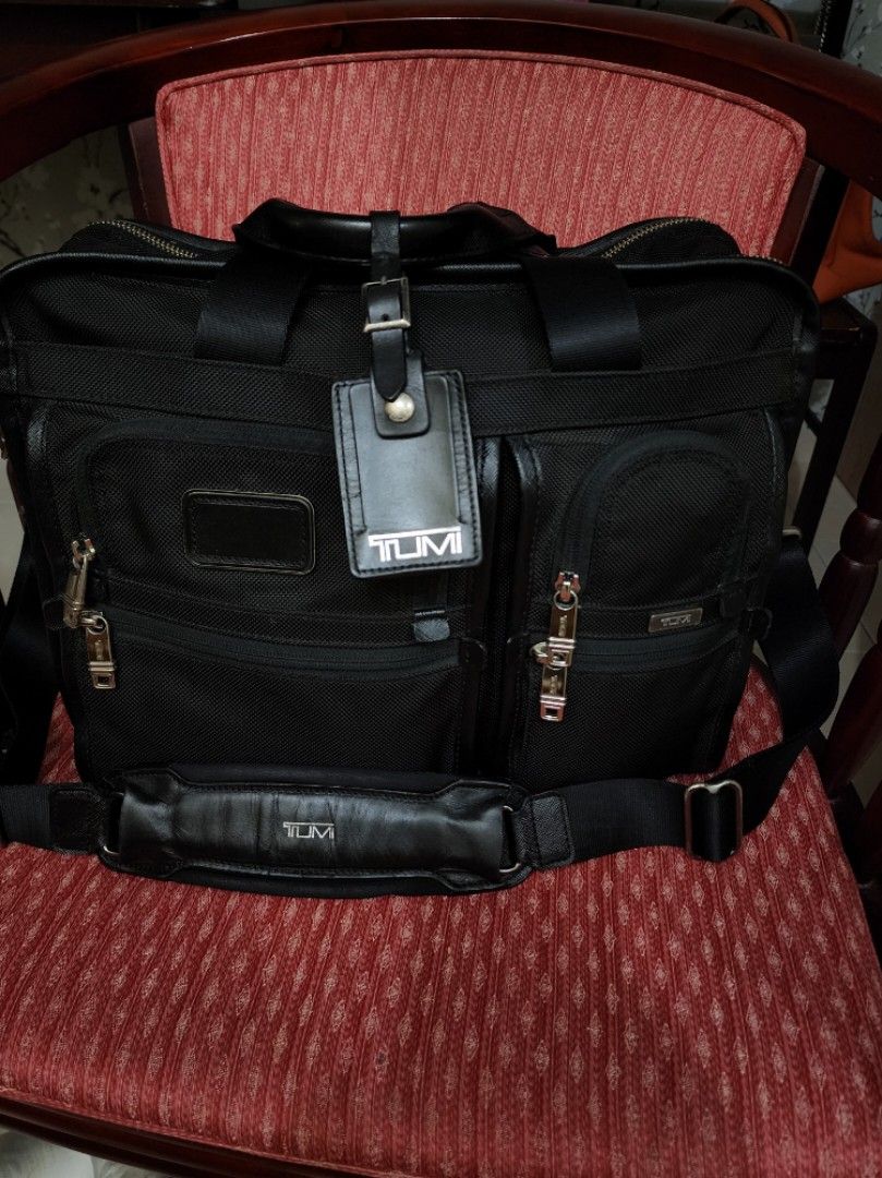 Tumi limited shop