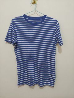 UNIQLO Kaos salur