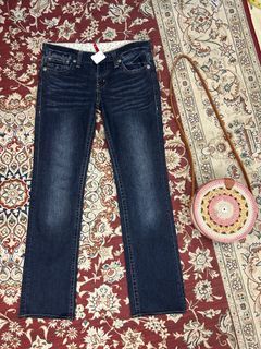 Uniqlo slimfit straight