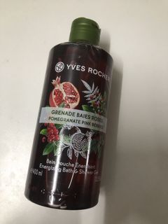 Yves Rocher Pomegranate Pink Berries 400ml