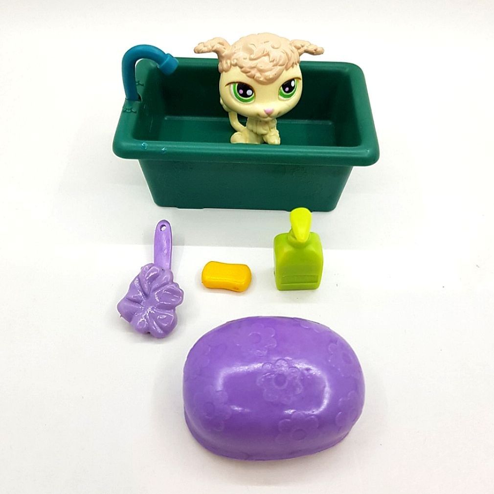 2008 Littlest Pet Shop LPS Jollibee Kiddie Meal Hasbro, Hobbies & Toys