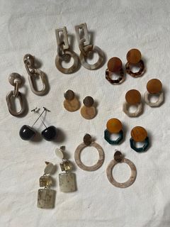 (Category: ) located in . Submitted by couturejunkiss (Listing ID 1222695590, Image 1). Description: .