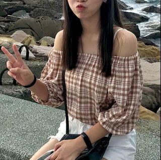 復古甜美格紋平口/方領公主袖上衣