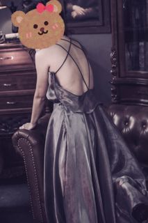 Evening dress suitable for bridesmaids. Gray silver color, backless long gown.62974822188674116