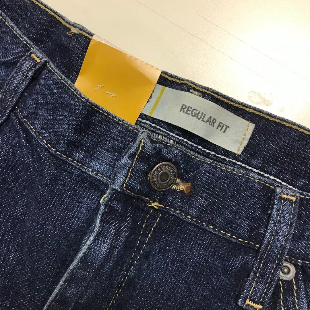 Costco Lee size 38