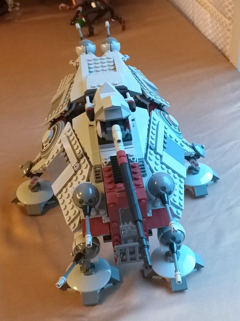 已砌新淨齊件貼紙未用Lego 75019 Star Wars AT-TE Mace Windu Obi Wan