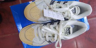 (Category: ) located in . Submitted by angelyhang (Listing ID 1222616214, Image 1). Description: .