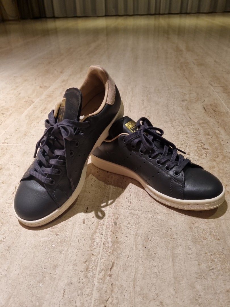 Adidas Stan Smith charcoal black