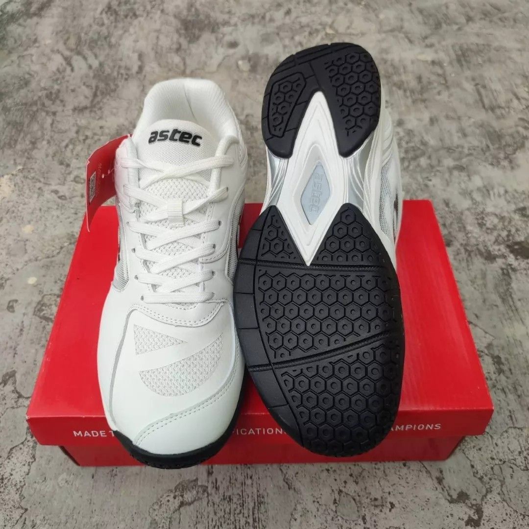 Astec, Fesyen Pria, Sepatu , Sneakers di Carousell