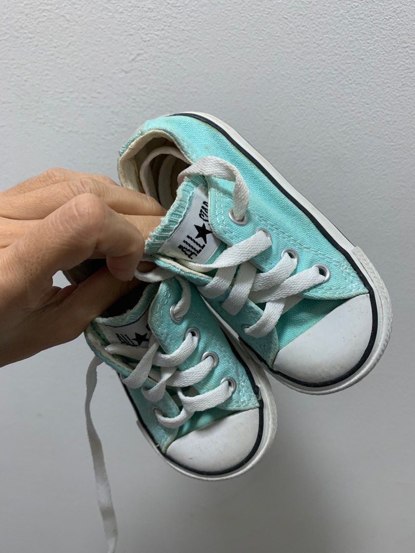 Mint green sale baby converse