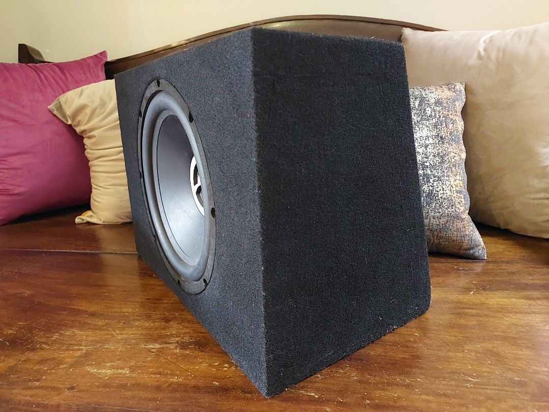 12 bazooka subwoofer box deals