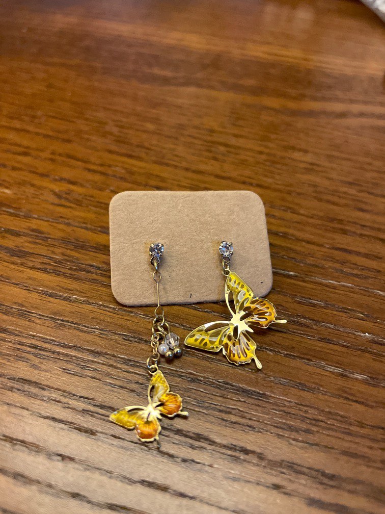 Gold butterfly dangle earrings shop