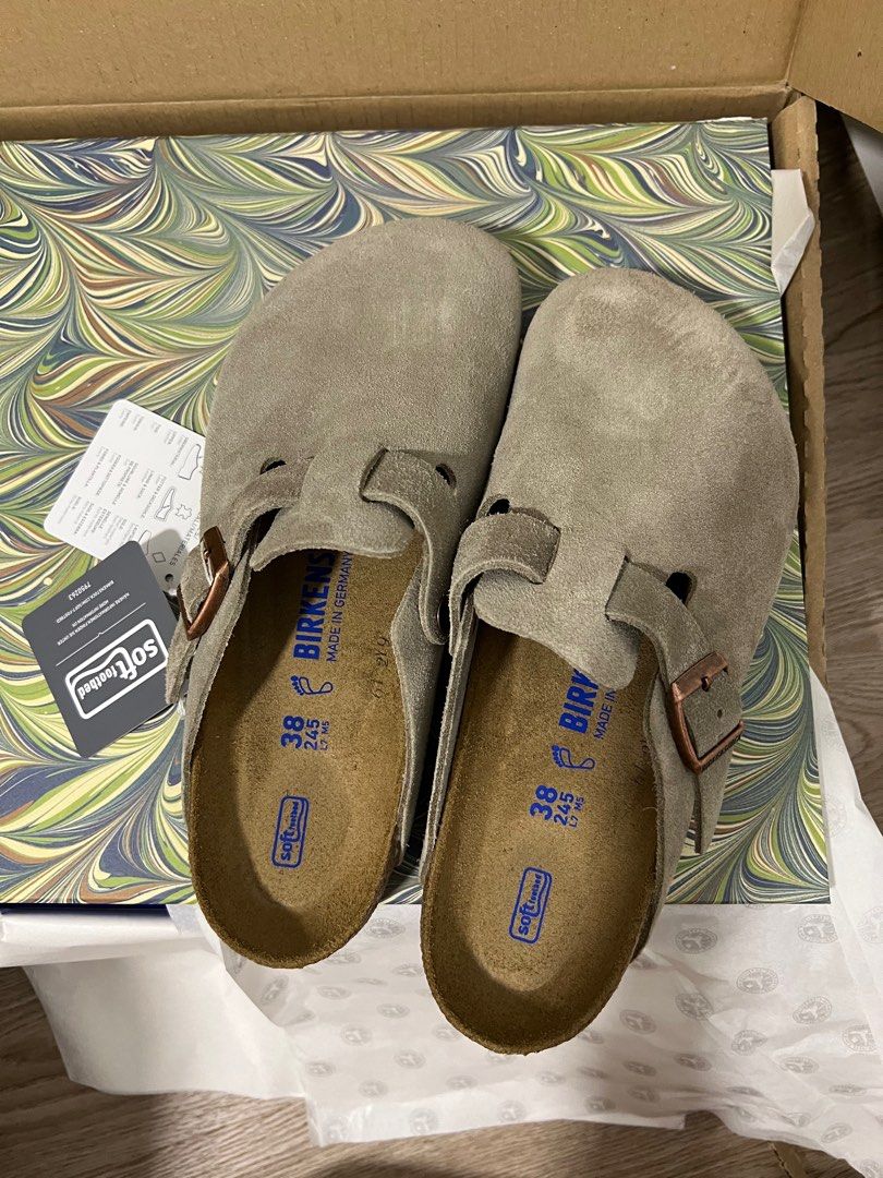 Birkenstock Boston Suede Clogs Taupe, Women's Fashion, Footwear, Flipflops  and Slides on Carousell