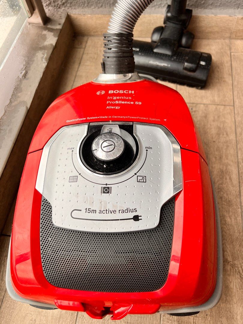 BOSCH vacuum cleaner, TV & Home Appliances, Vacuum Cleaner